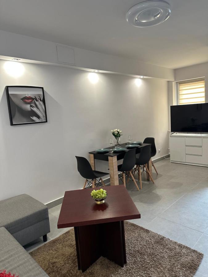 Apartament Medalionow Z Parkingiem Apartment Lublin Exterior photo
